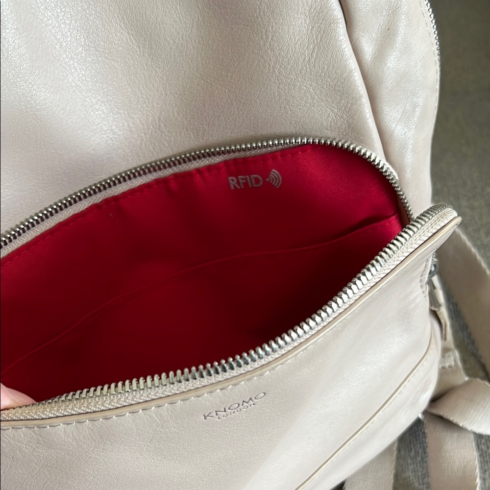Knomo London Mini Mount Leather 10" Backpack Concrete - Picture 10 of 13